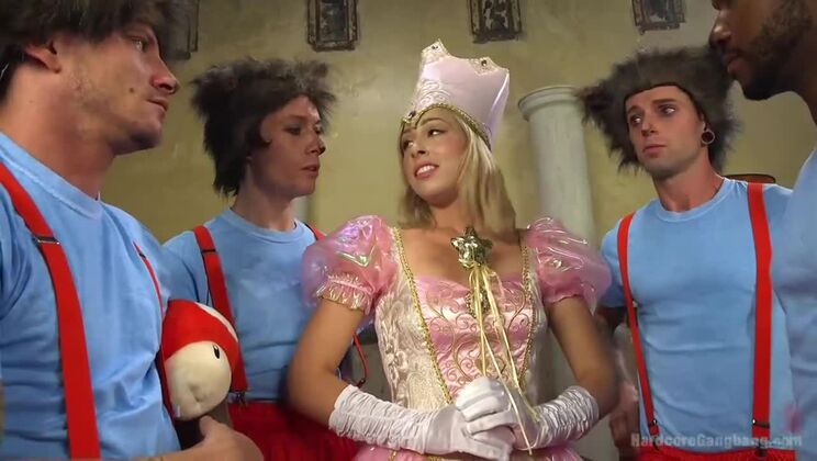Princess Peach in Stockings Takes a Hard DP
