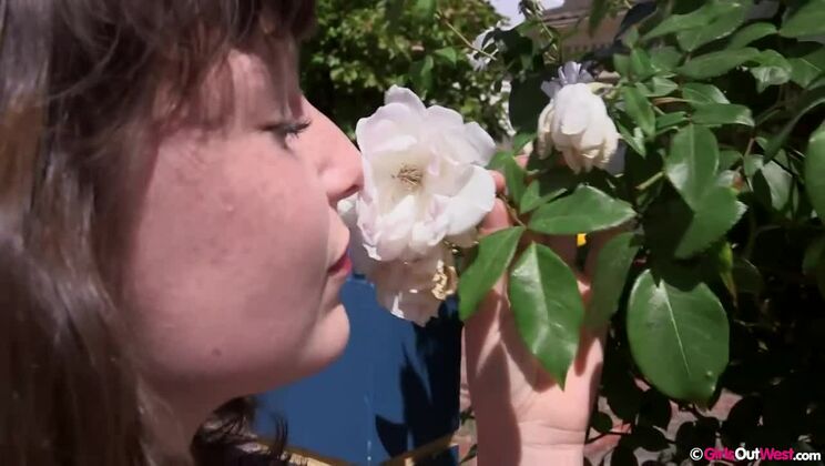 Brunette Sheryl seduces with rose play