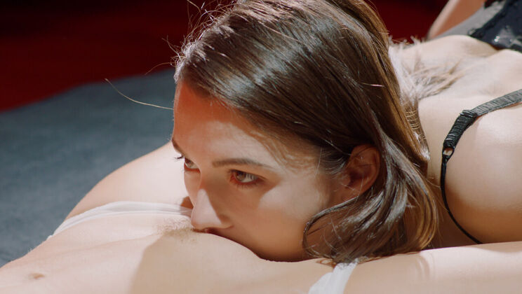 Unleashing Lust: A Lesbian Encounter