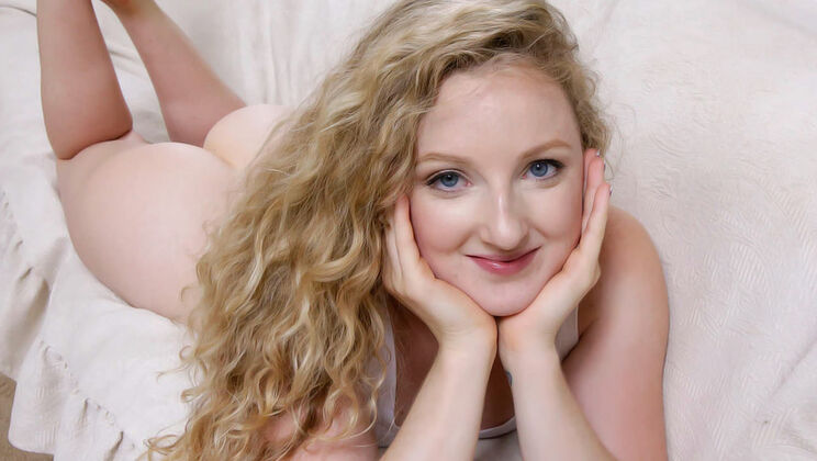 Petite Teen Break In Scene