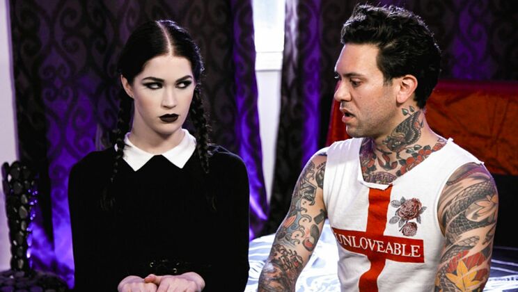 Wednesday Addams Gets Dominated - Evelyn Claire Rough Sex