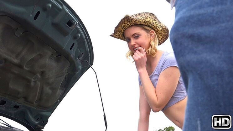 Blonde Chloe Cherry and Jax Slayher Get Intimate
