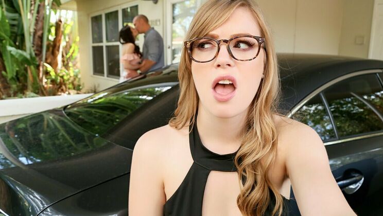 Cheater’s Hot Outdoor Threesome