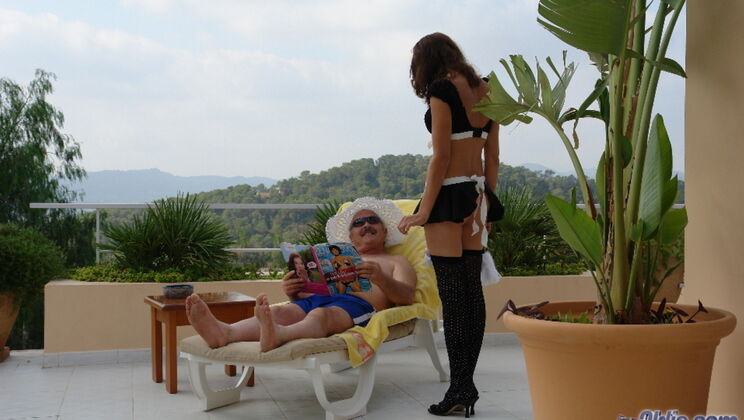 Old and Young Lovers Yenna and Gustavo Get Naughty
