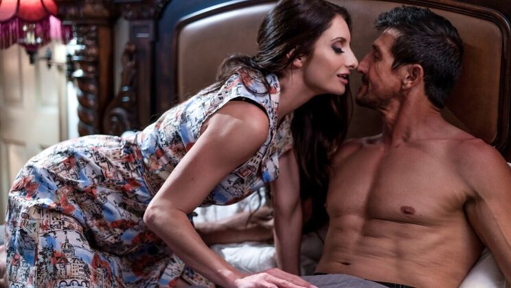 Blowjob, Pussy Licking, and More: Tommy Gunn's Wives