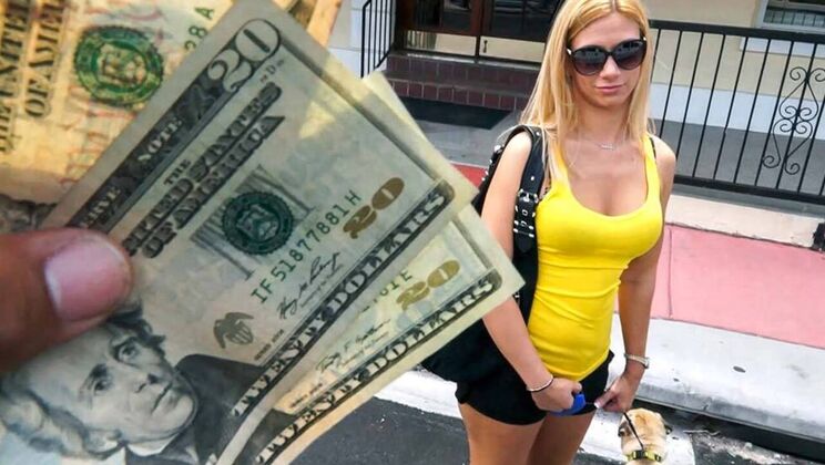 Public Bus Fucking with Blondie and Cumshot