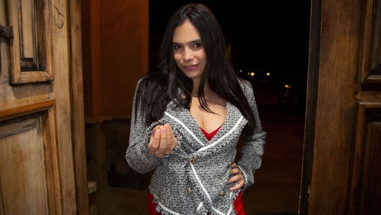 Latina Babe Violet Starr in Doggystyle Action