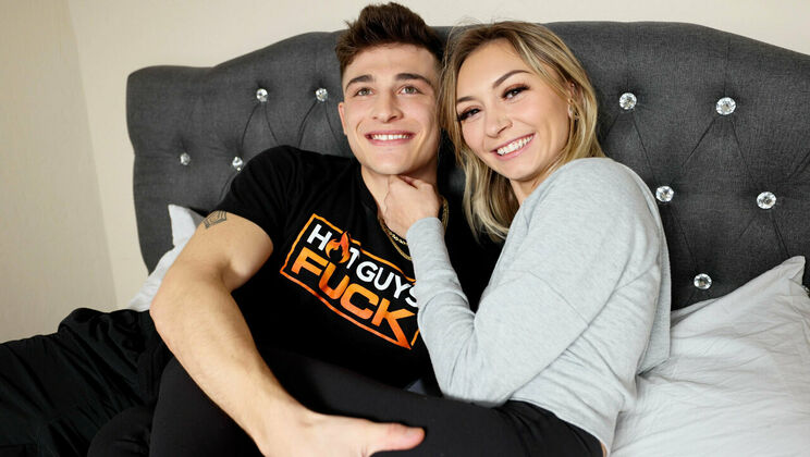 Clara Fargo Gets Sexy with Chase Arcangel in a Blonde Encounter