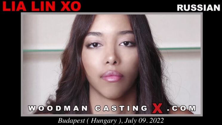 Lia Lin Xo's Sexy Striptease and Blowjob