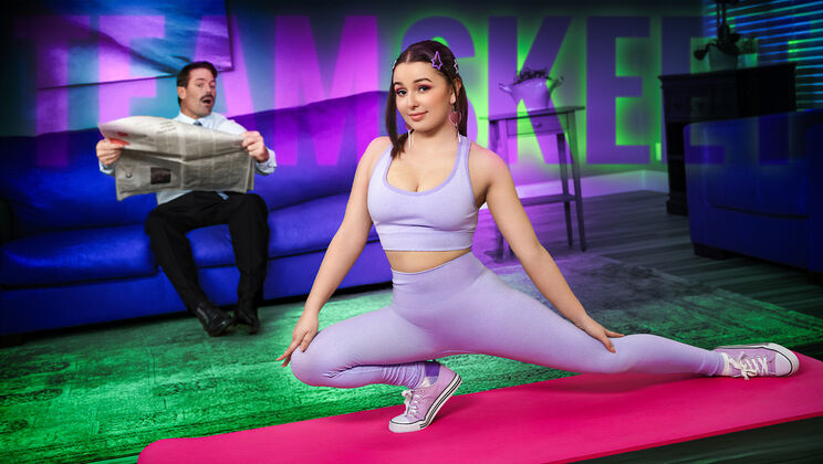 Taboo Fuck Session - Leana Gets Creampied Hard